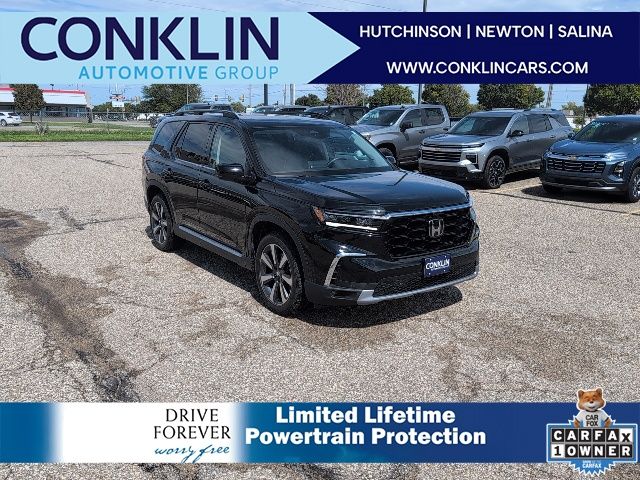 2023 Honda Pilot Elite's photo