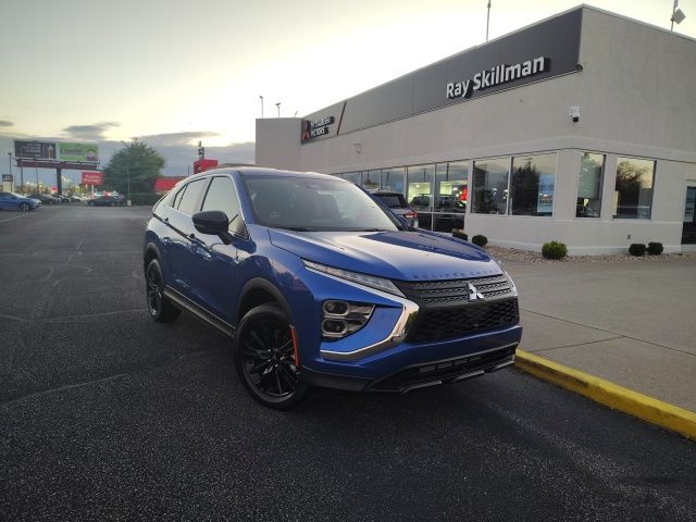 2026 Mitsubishi Eclipse Cross LE's photo