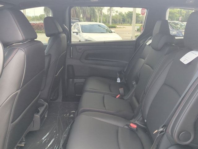 2026 Honda Odyssey photo 11