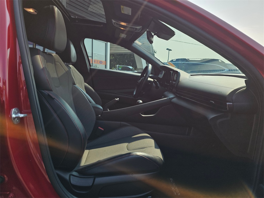 2021 Hyundai Elantra N Line photo 11