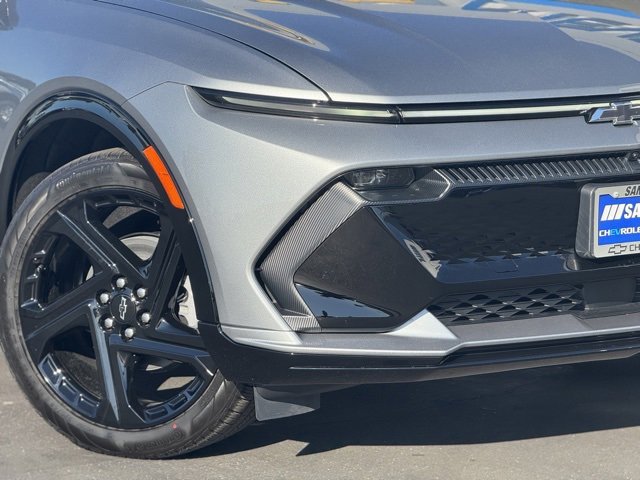 2026 Chevrolet Equinox EV 3RS photo 3