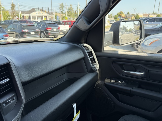2025 Ram 1500 Tradesman photo 21