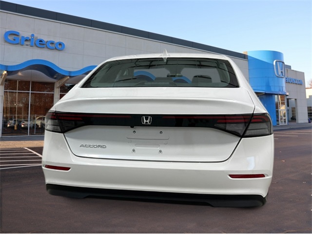 2025 Honda Accord LX photo 2