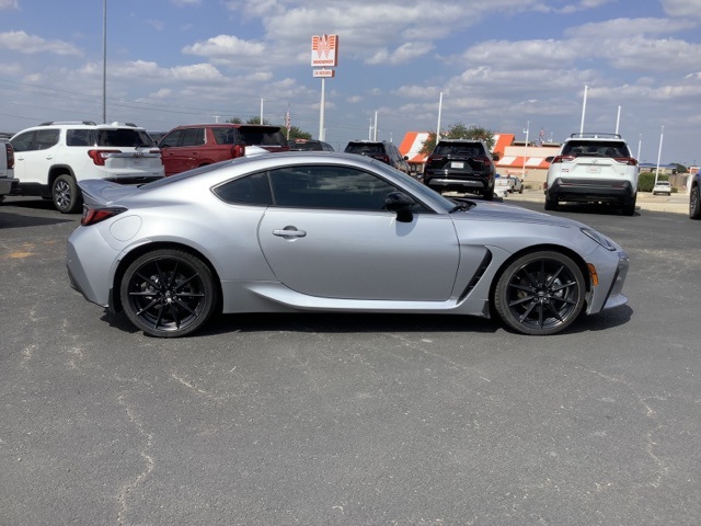 2024 Toyota GR86 Premium photo 8