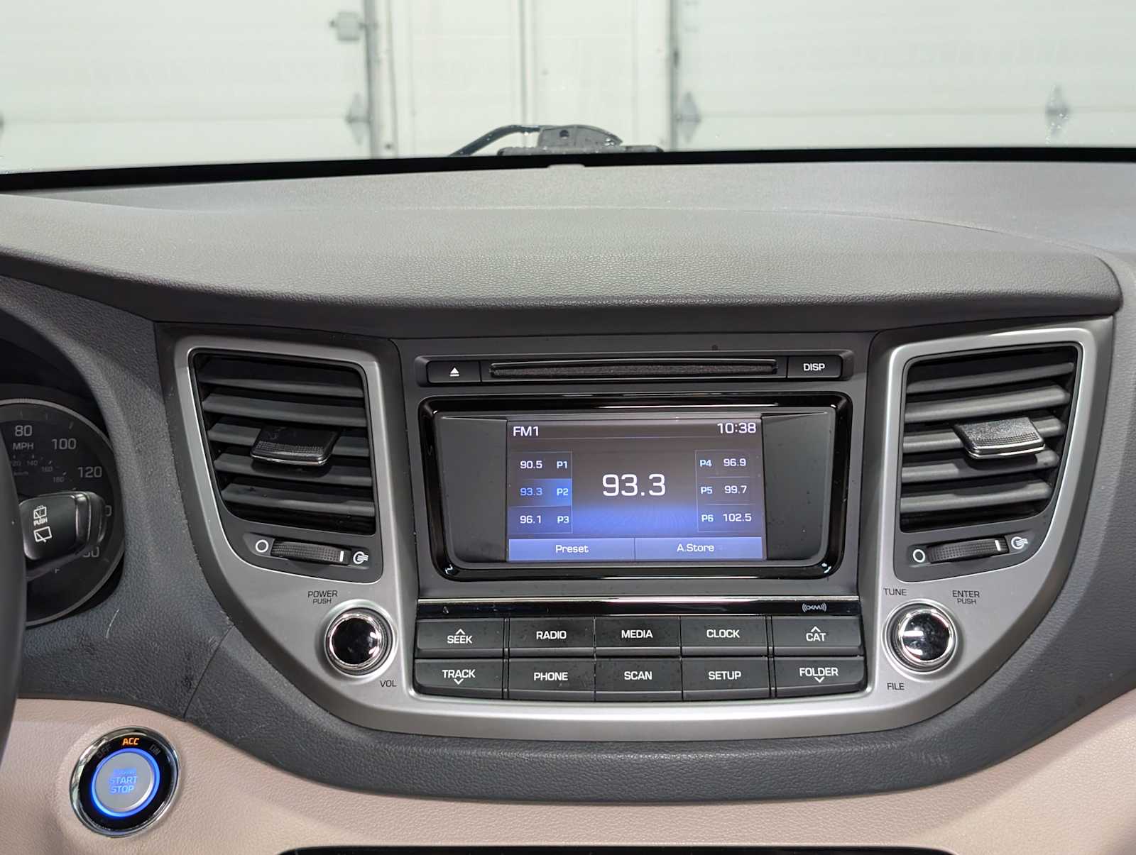 2017 Hyundai Tucson Sport photo 17
