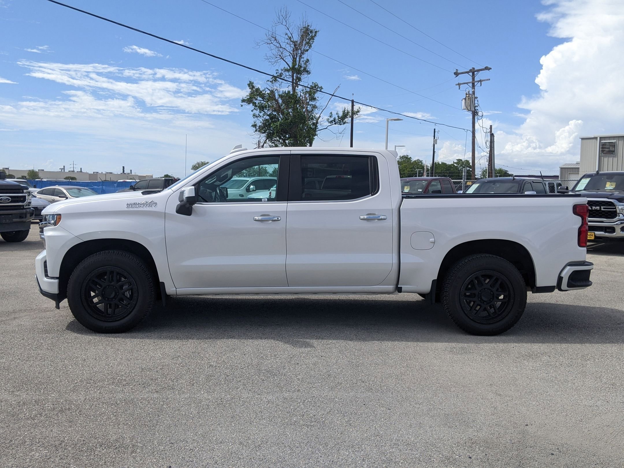 2021 Chevrolet Silverado 1500 High Country photo 6