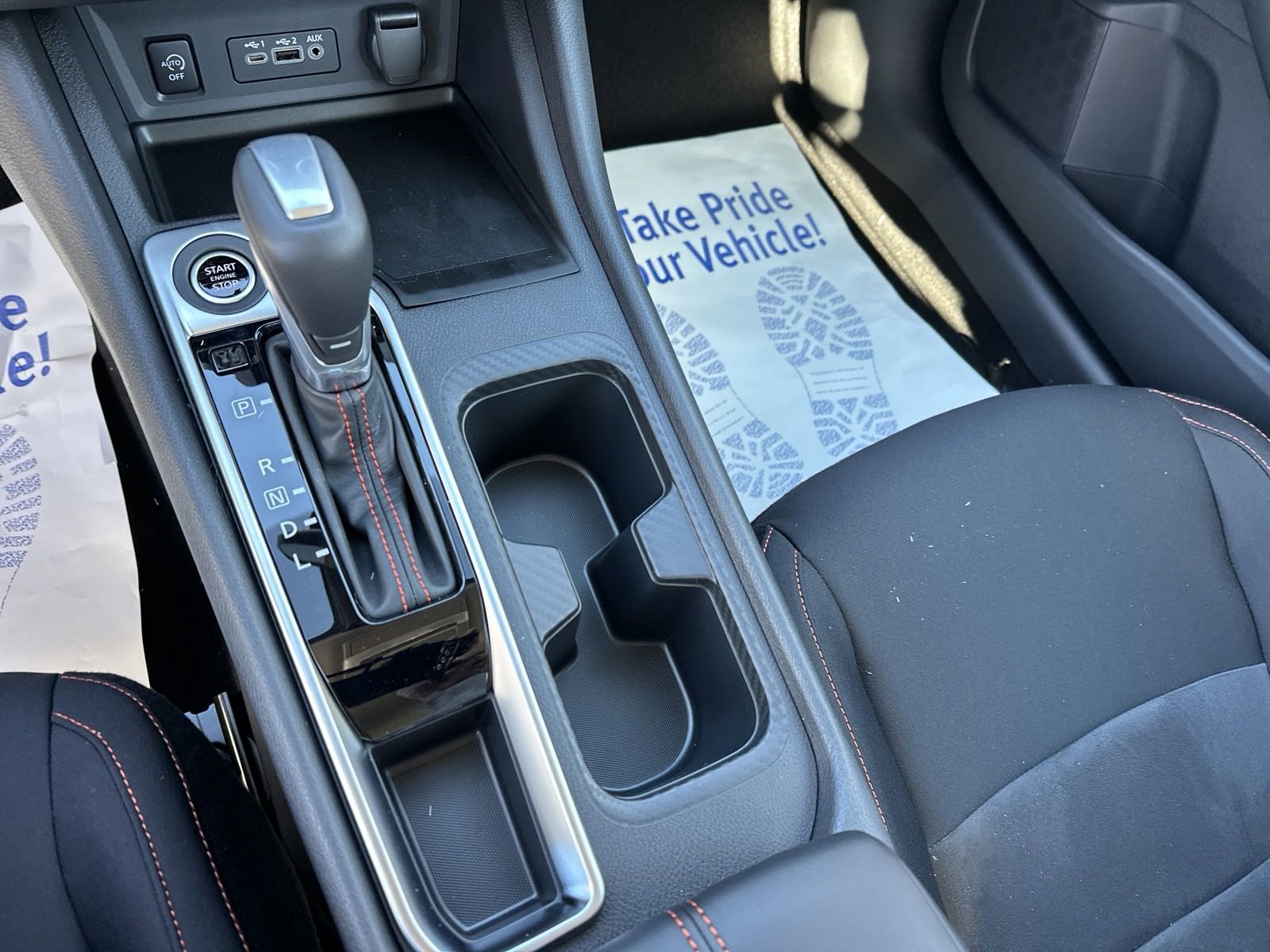 2025 Nissan Sentra SR photo 32