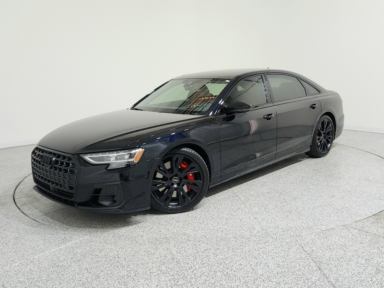 2025 Audi S8 Base's photo