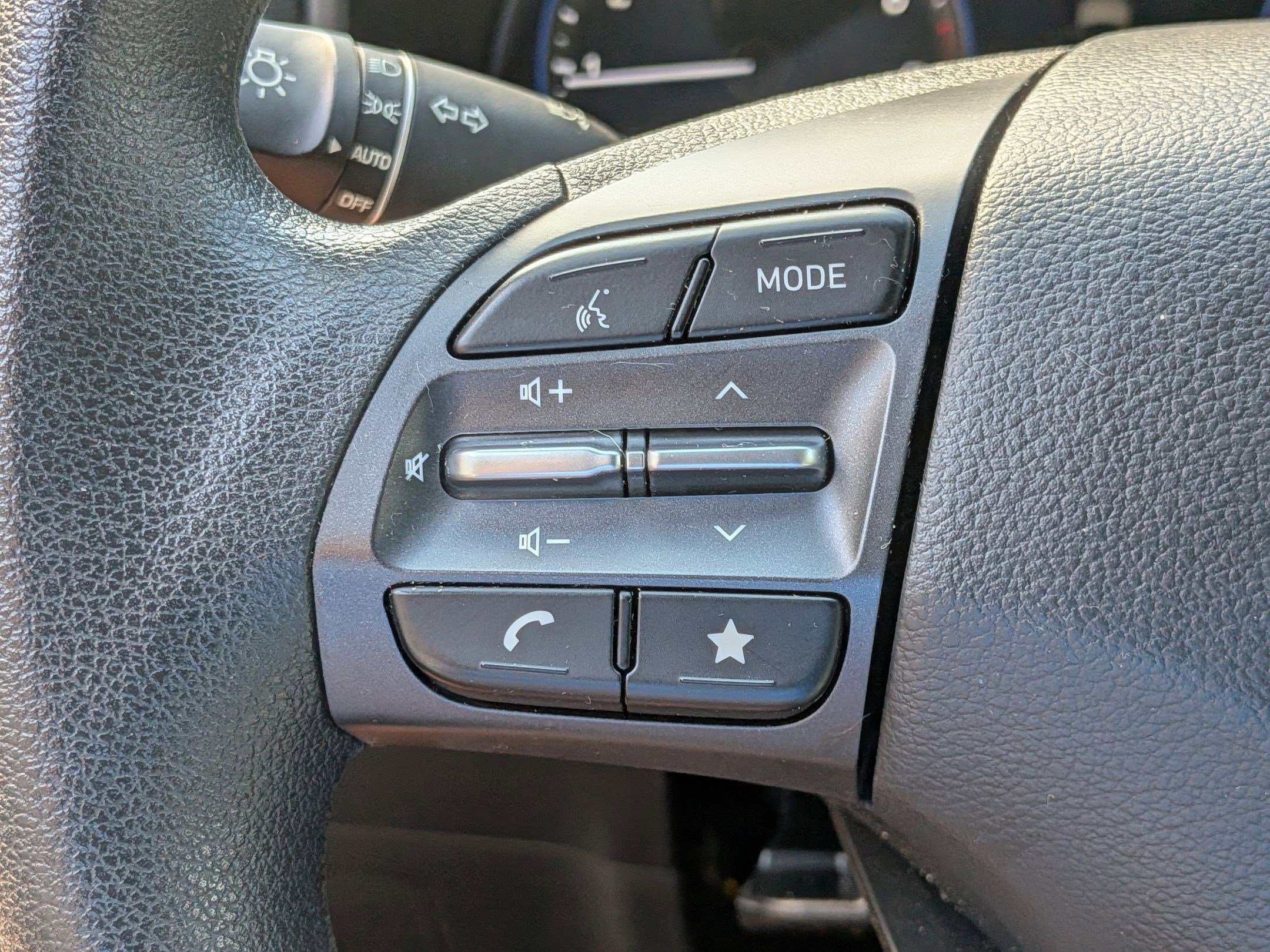 2023 Hyundai Kona SEL photo 16