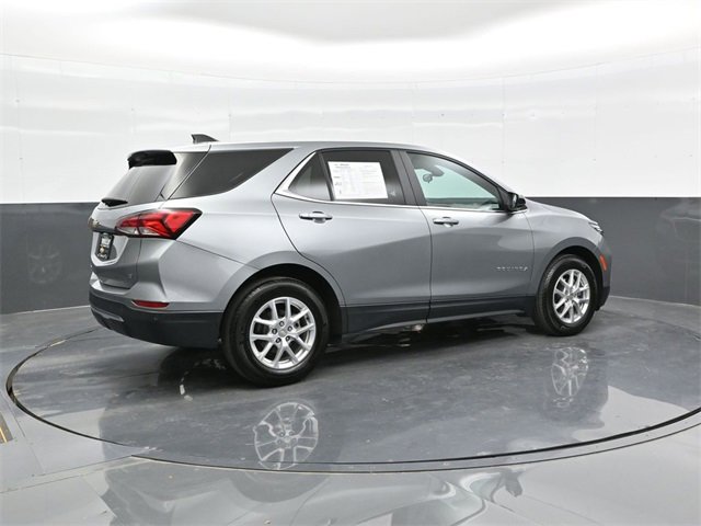 2024 Chevrolet Equinox LT photo 3