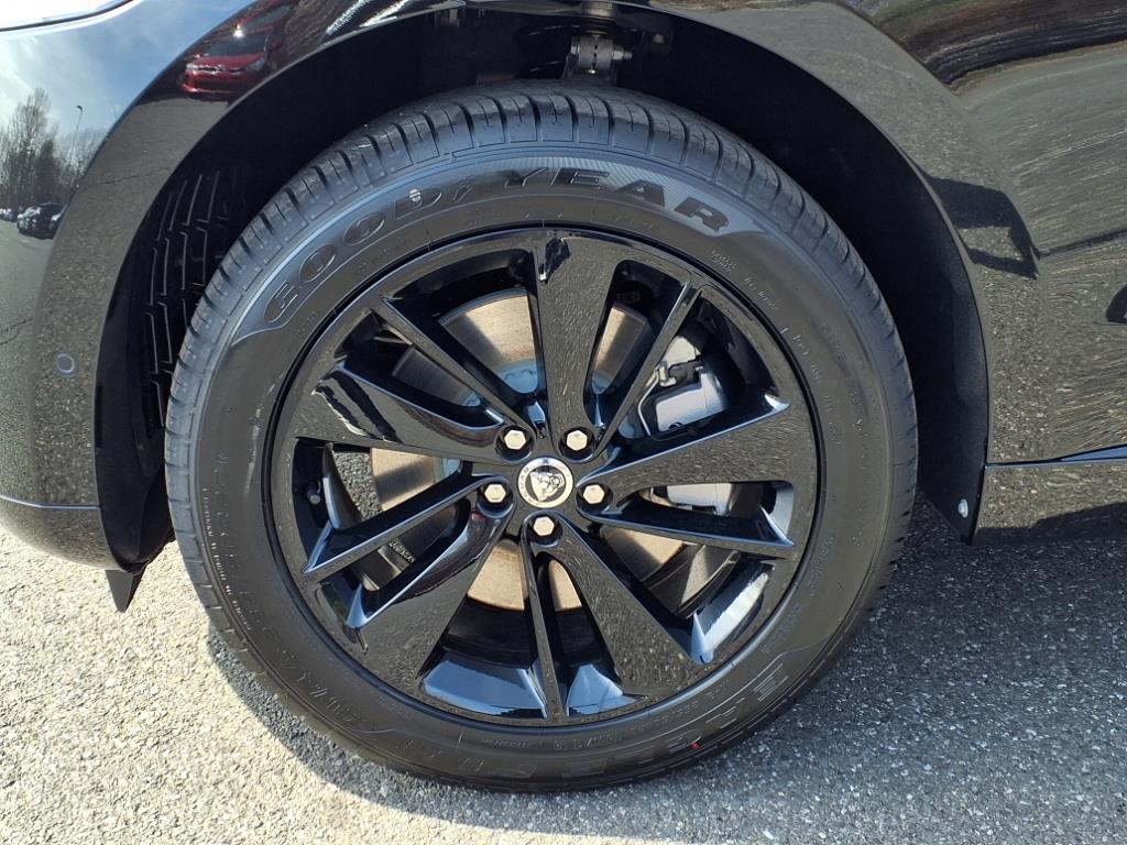 2026 Jaguar F-PACE P250 R-Dynamic S photo 9