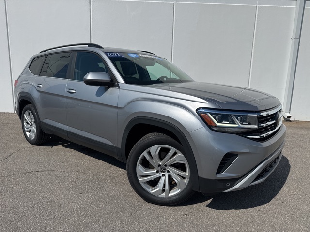 Certified 2021 Volkswagen Atlas SE w/Tech with VIN 1V2KR2CA6MC606288 for sale in Kansas City