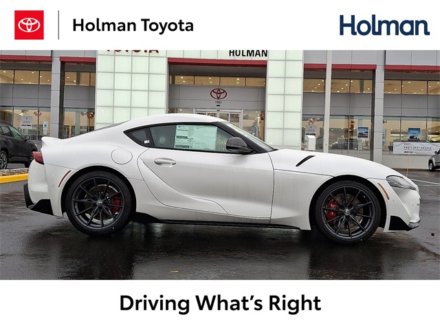 2026 Toyota Supra Premium's photo