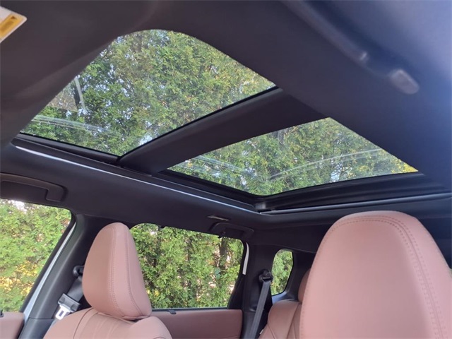 2025 Mitsubishi Outlander SEL photo 9