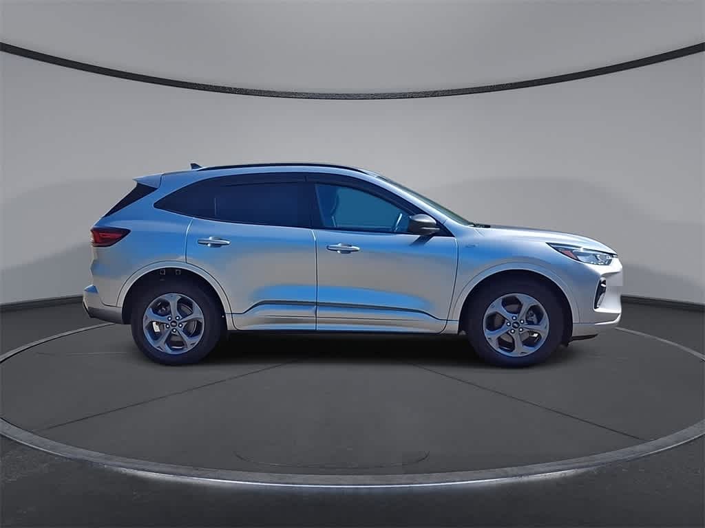 2023 Ford Escape ST-Line photo 9
