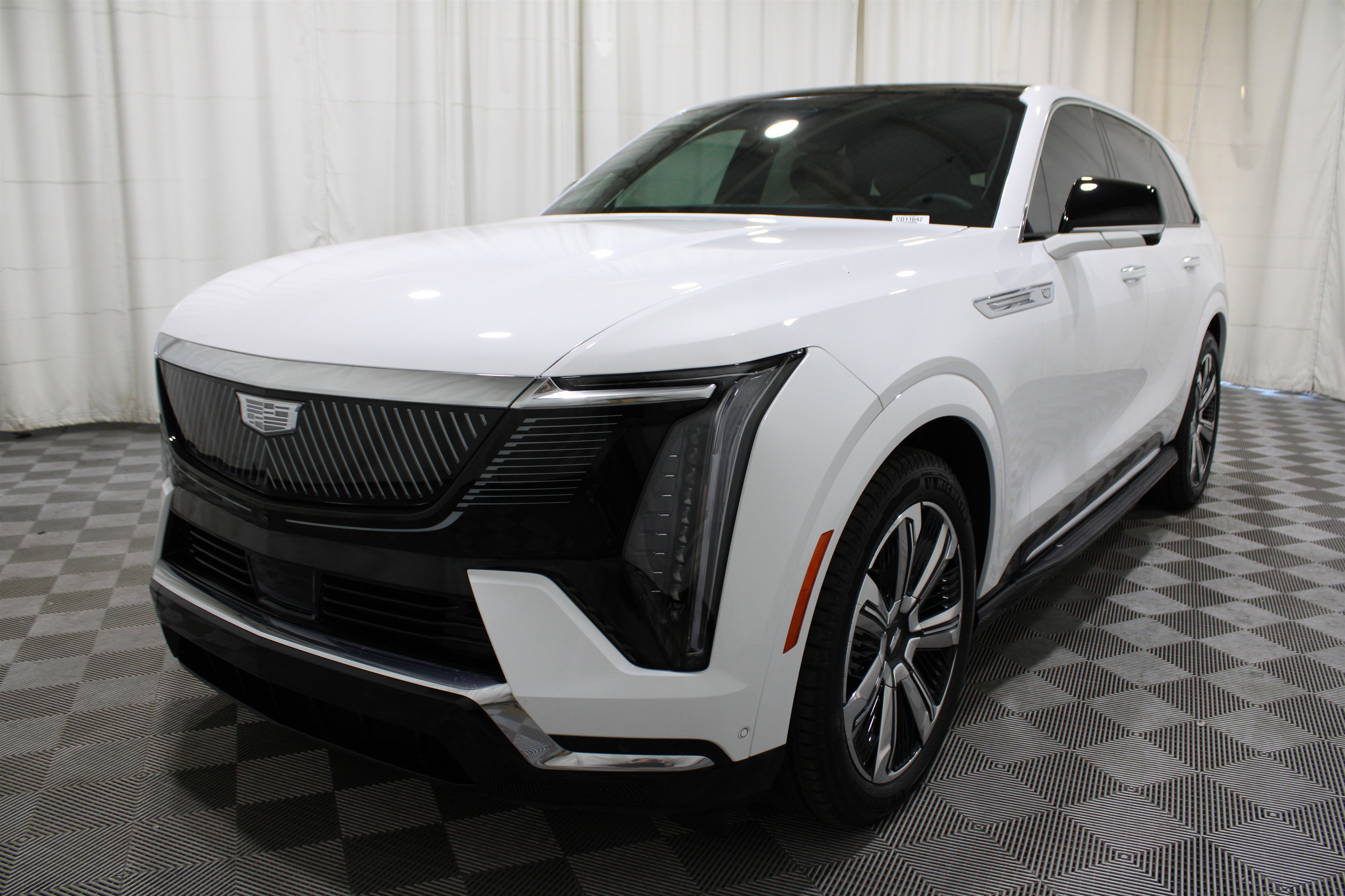 2025 Cadillac Escalade IQ Luxury photo 36
