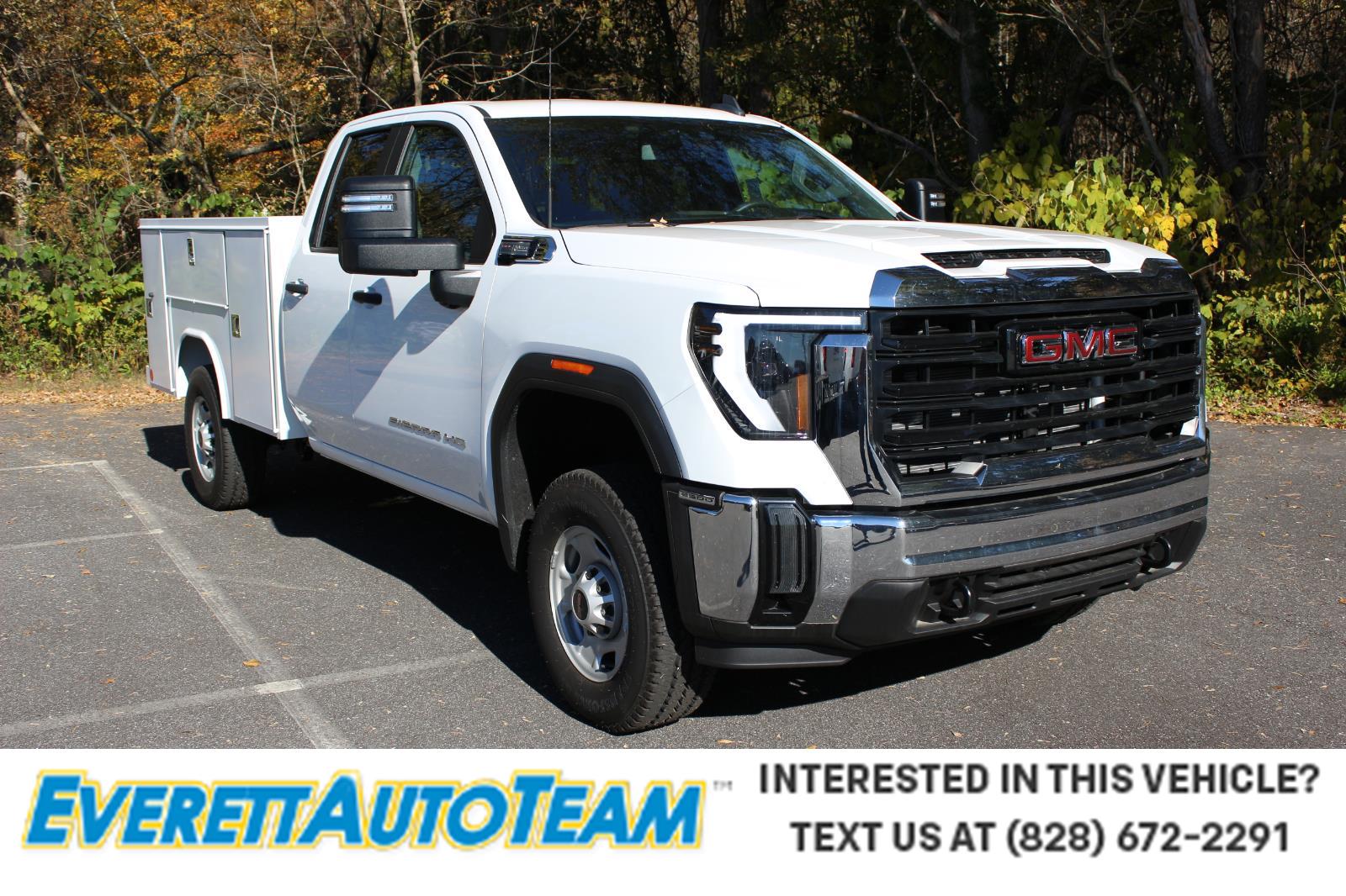 2025 GMC Sierra 2500HD Pro's photo