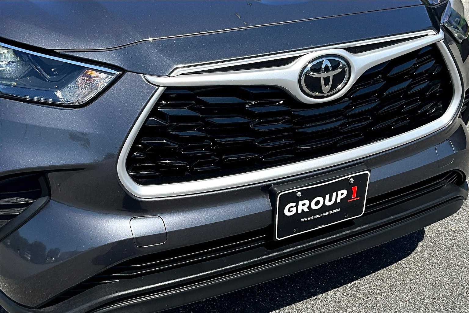 2023 Toyota Highlander L photo 26