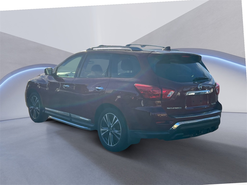 2020 Nissan Pathfinder Platinum photo 3