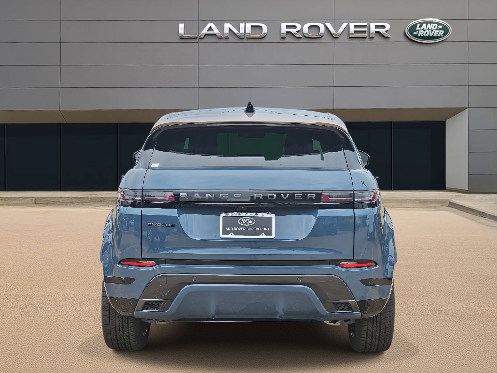 2026 Land Rover Range Rover Evoque Dynamic SE photo 5