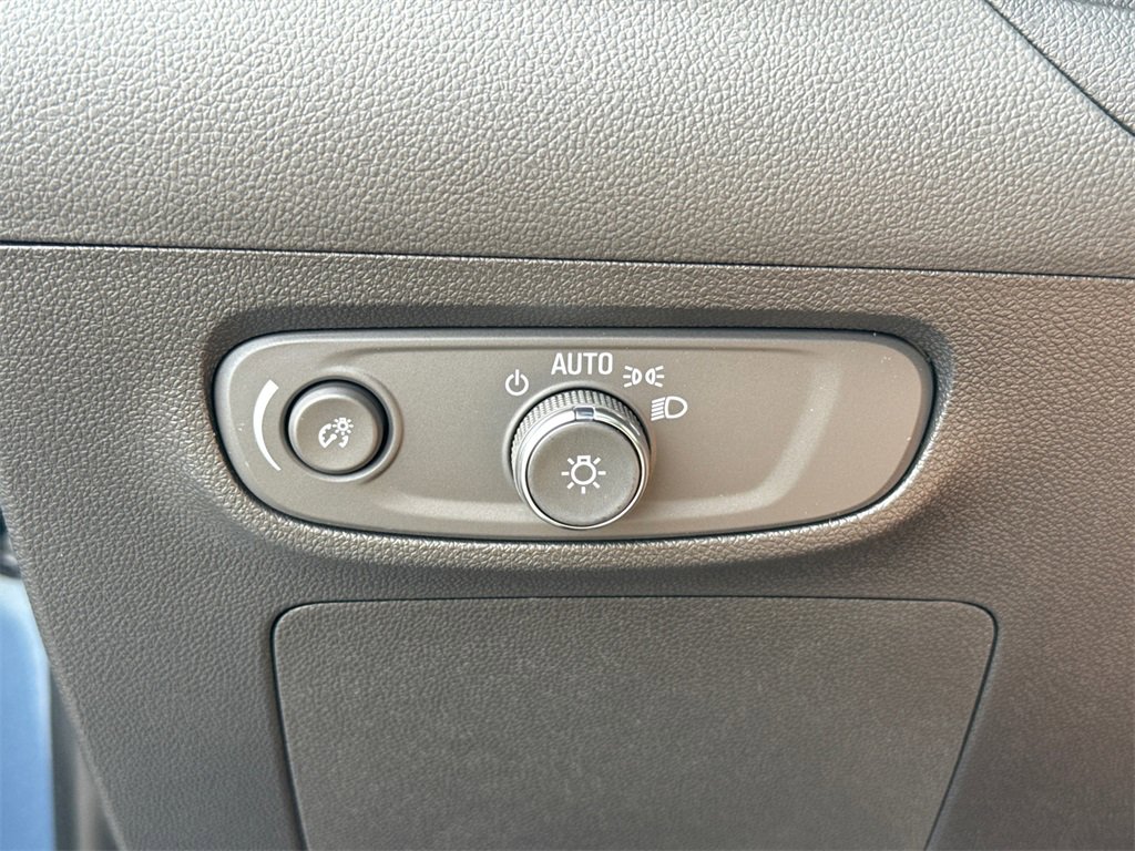 2026 Buick Encore GX Sport Touring photo 18