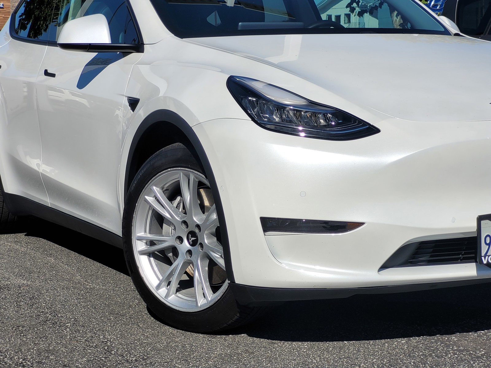 2021 Tesla Model Y Long Range photo 3