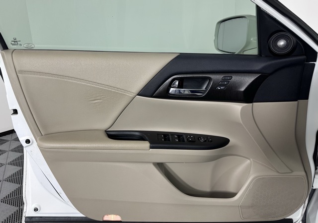 2014 Honda Accord EX-L photo 4