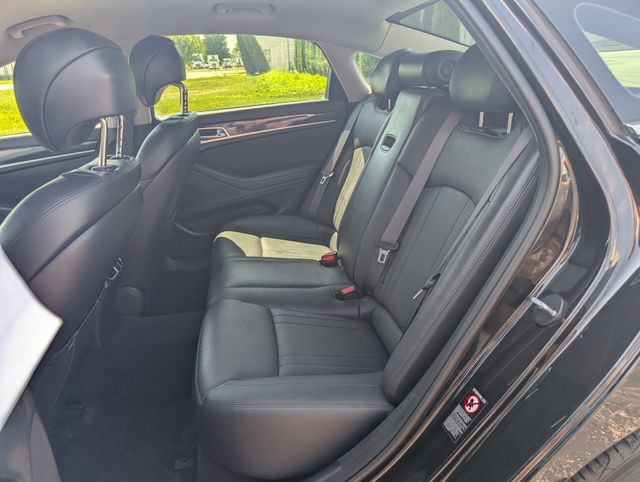 2019 Genesis G80 3.8 photo 11