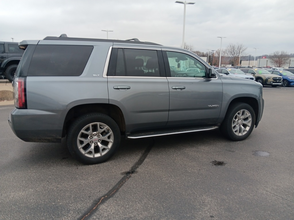 2019 Gmc Yukon SLT photo 4