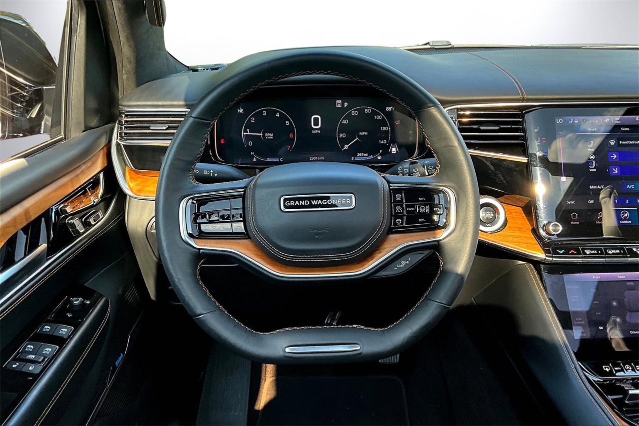 2024 Jeep Grand Wagoneer III photo 10