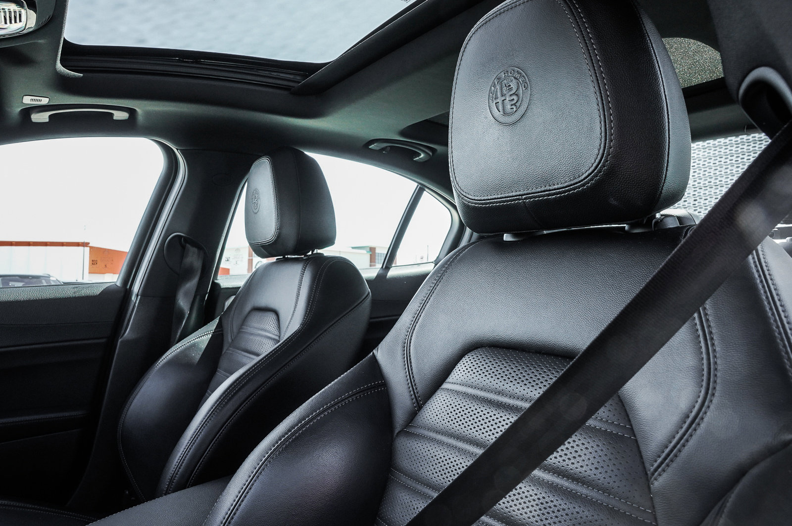 2021 Alfa Romeo Giulia Ti Sport photo 10