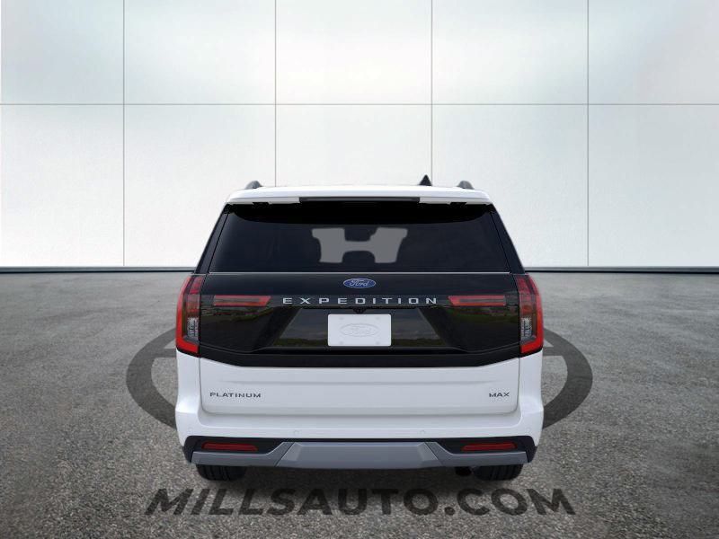 2025 Ford Expedition MAX Platinum photo 2