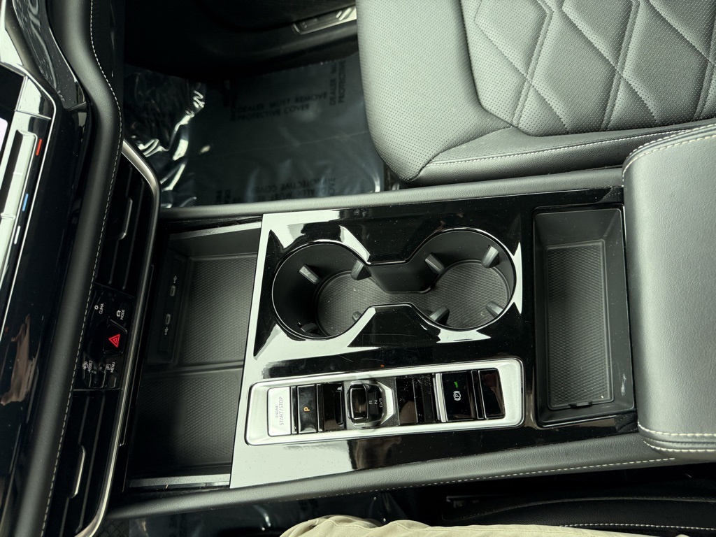 2024 Volkswagen Atlas SE Technology photo 28