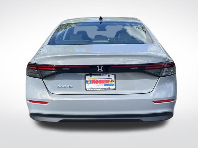 2025 Honda Accord SE photo 3