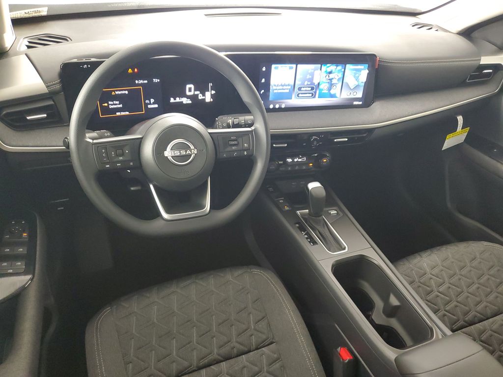 2026 Nissan Kicks SV photo 12