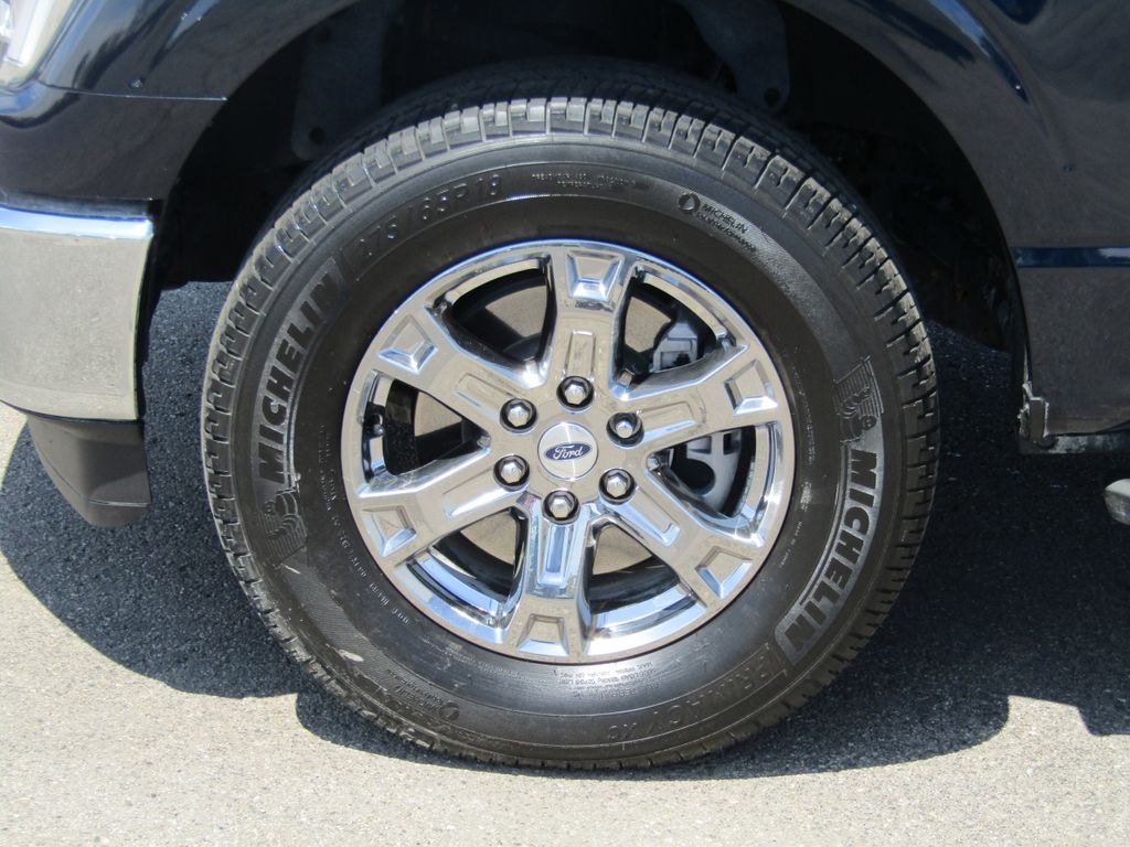 2023 Ford F-150 XLT photo 4