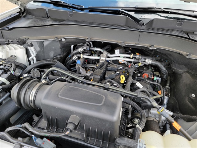 2023 Ford Explorer XLT photo 32