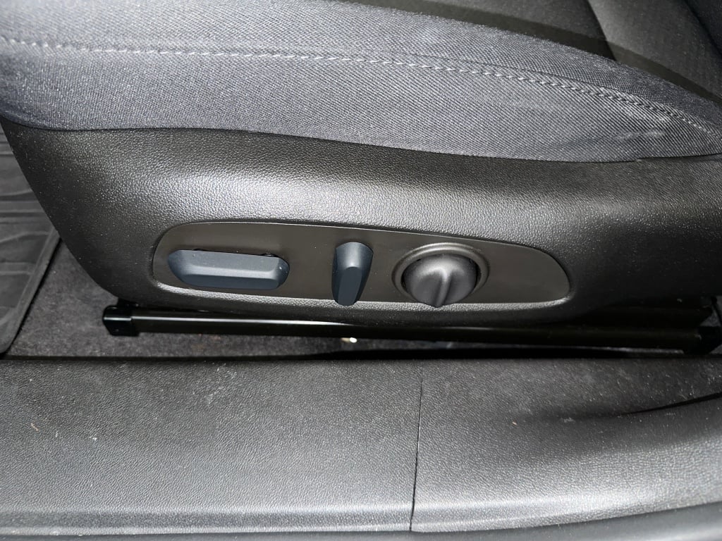 2022 Chevrolet Malibu RS photo 3