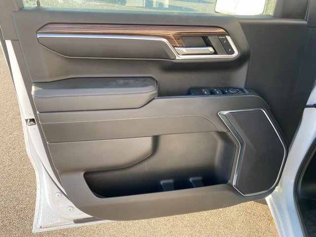 2023 Chevrolet Silverado 1500 RST photo 16