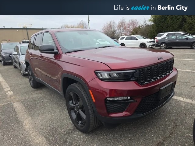 2023 Jeep Grand Cherokee Limited's photo