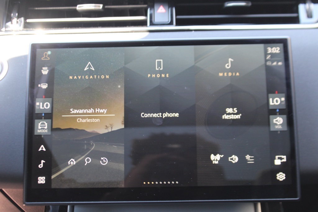 2024 Land Rover Range Rover Evoque S photo 17