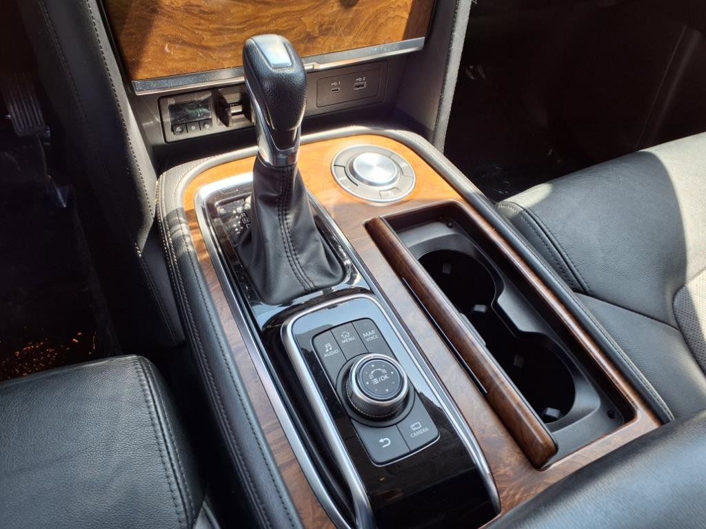 2023 Nissan Armada SL photo 4