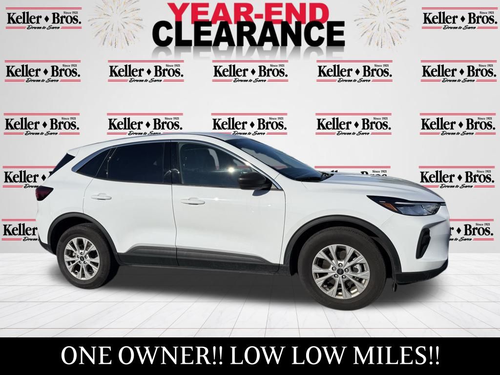 2023 Ford Escape Active's photo