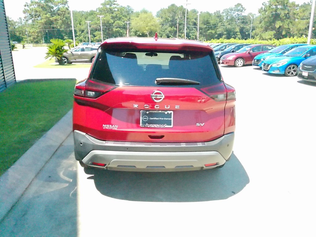 2021 Nissan Rogue SV photo 3
