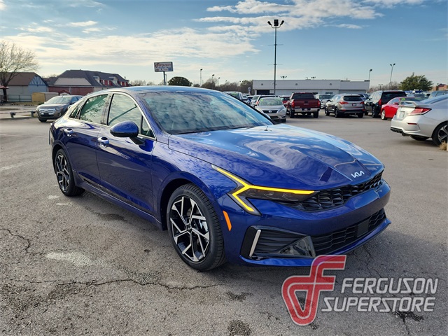 2026 Kia K5 EX's photo