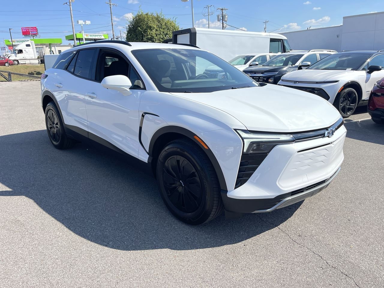 2026 Chevrolet Blazer EV photo 2