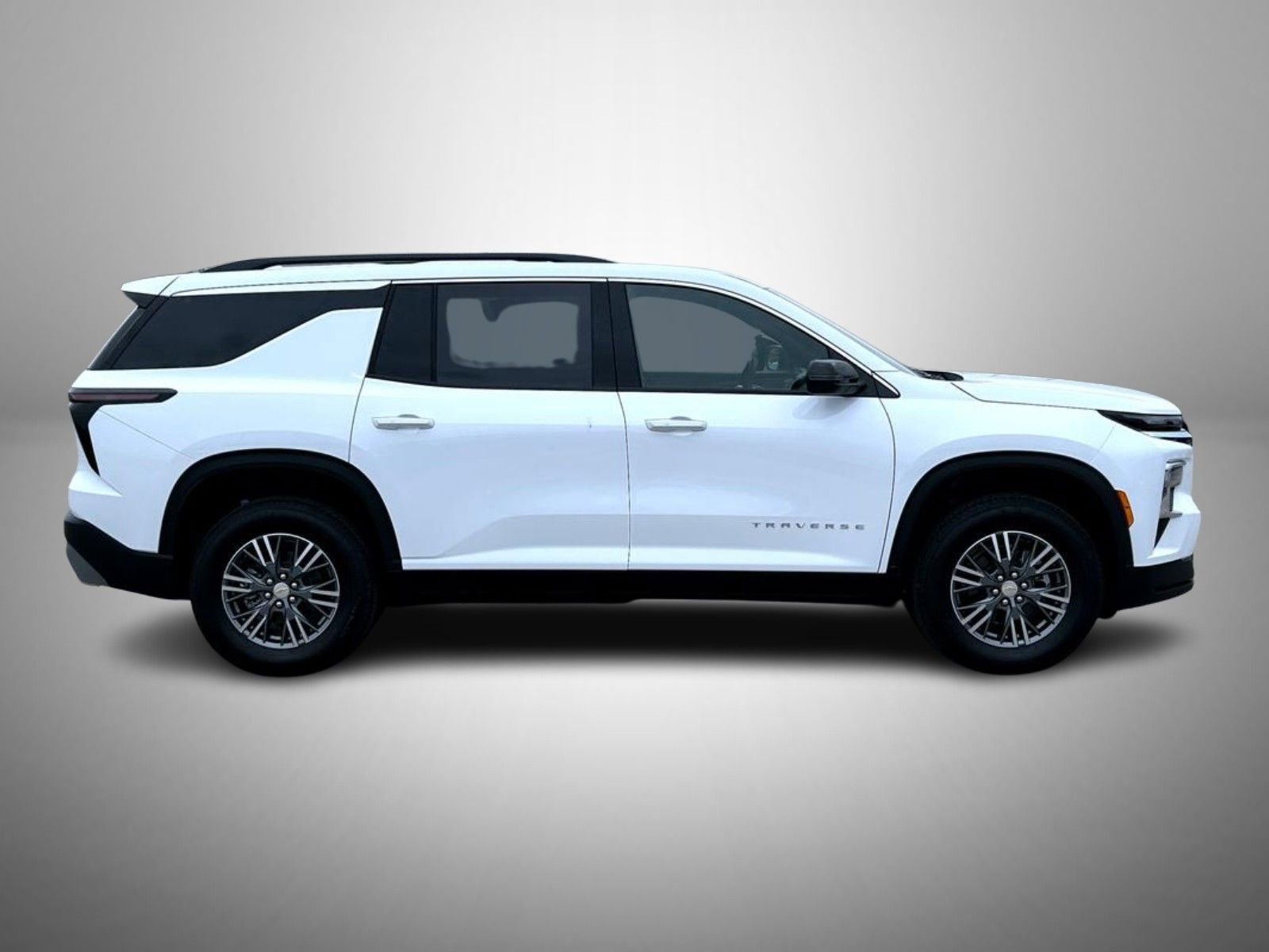 2026 Chevrolet Traverse photo 3