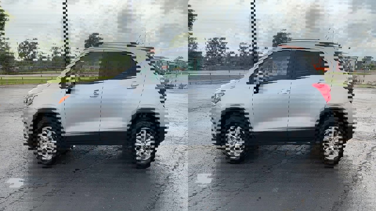 2022 Chevrolet Trax LT photo 5