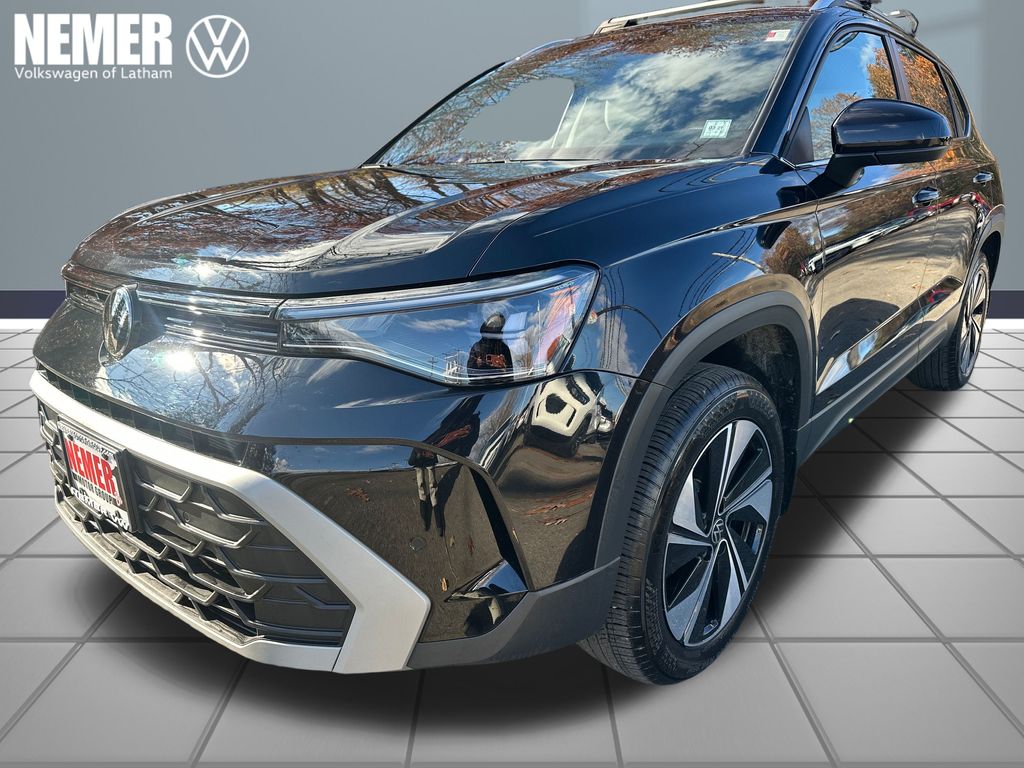 2025 Volkswagen Taos SE