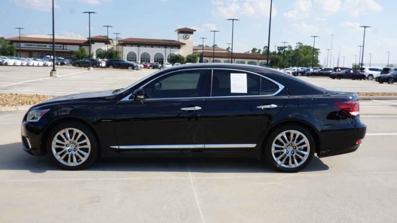 2017 Lexus LS 460 photo 4